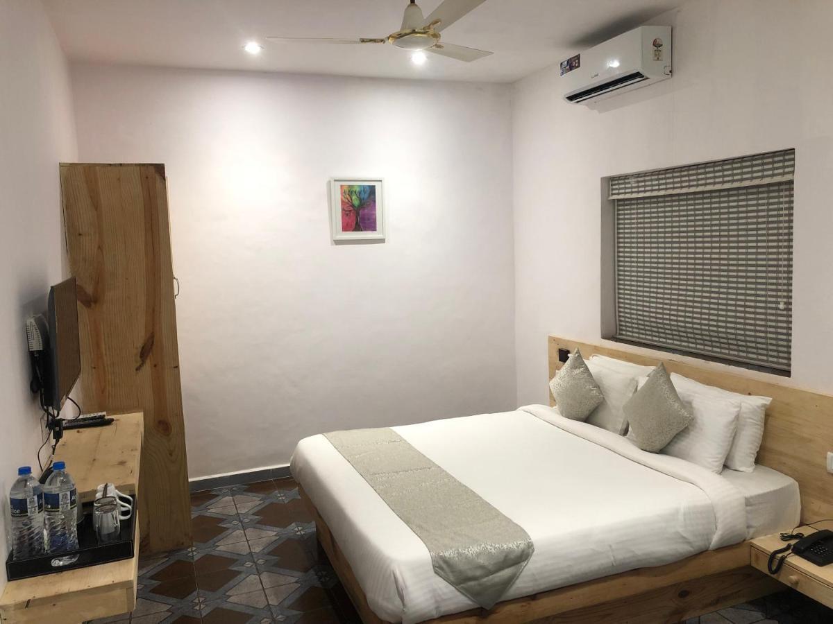Inn Morjim A Boutique Beach Hotel Esterno foto