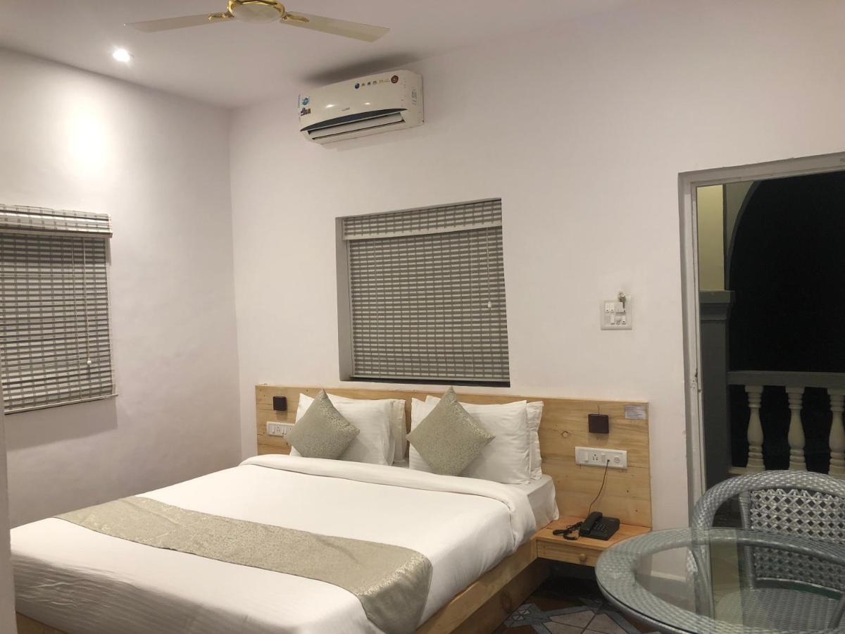 Inn Morjim A Boutique Beach Hotel Esterno foto